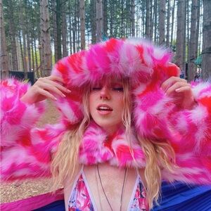 Vibrant Pink and White Faux Fur Bucket Hat and Bolero Set